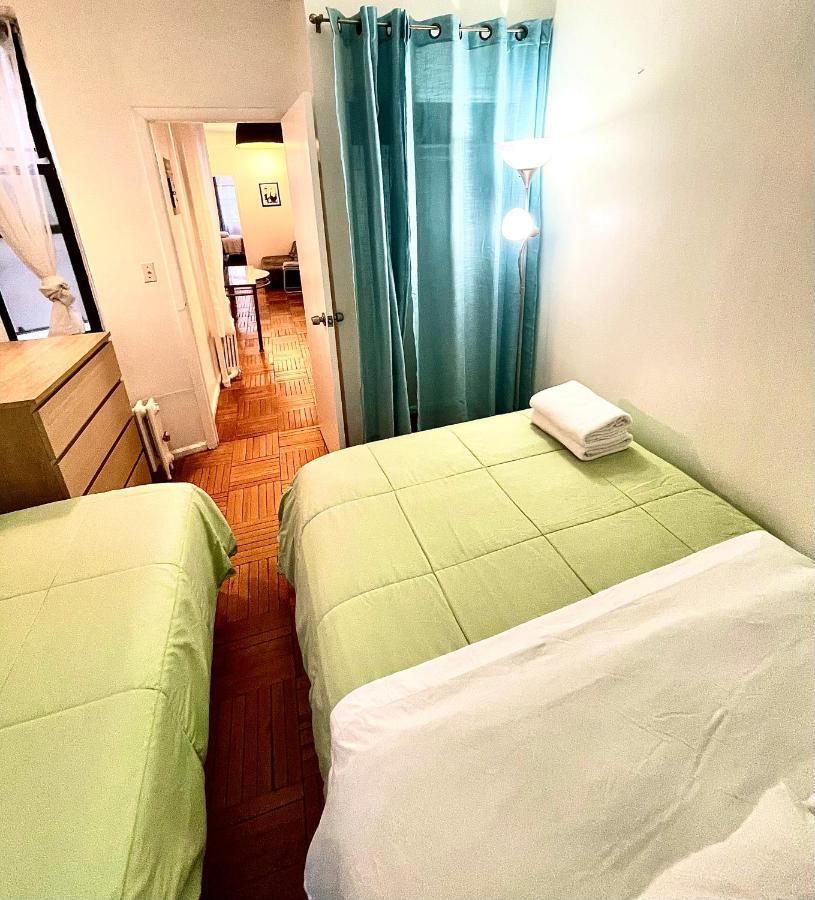 شقة نيو يورك  في Stunning Two Bed Apt Hells Kitchen المظهر الخارجي الصورة